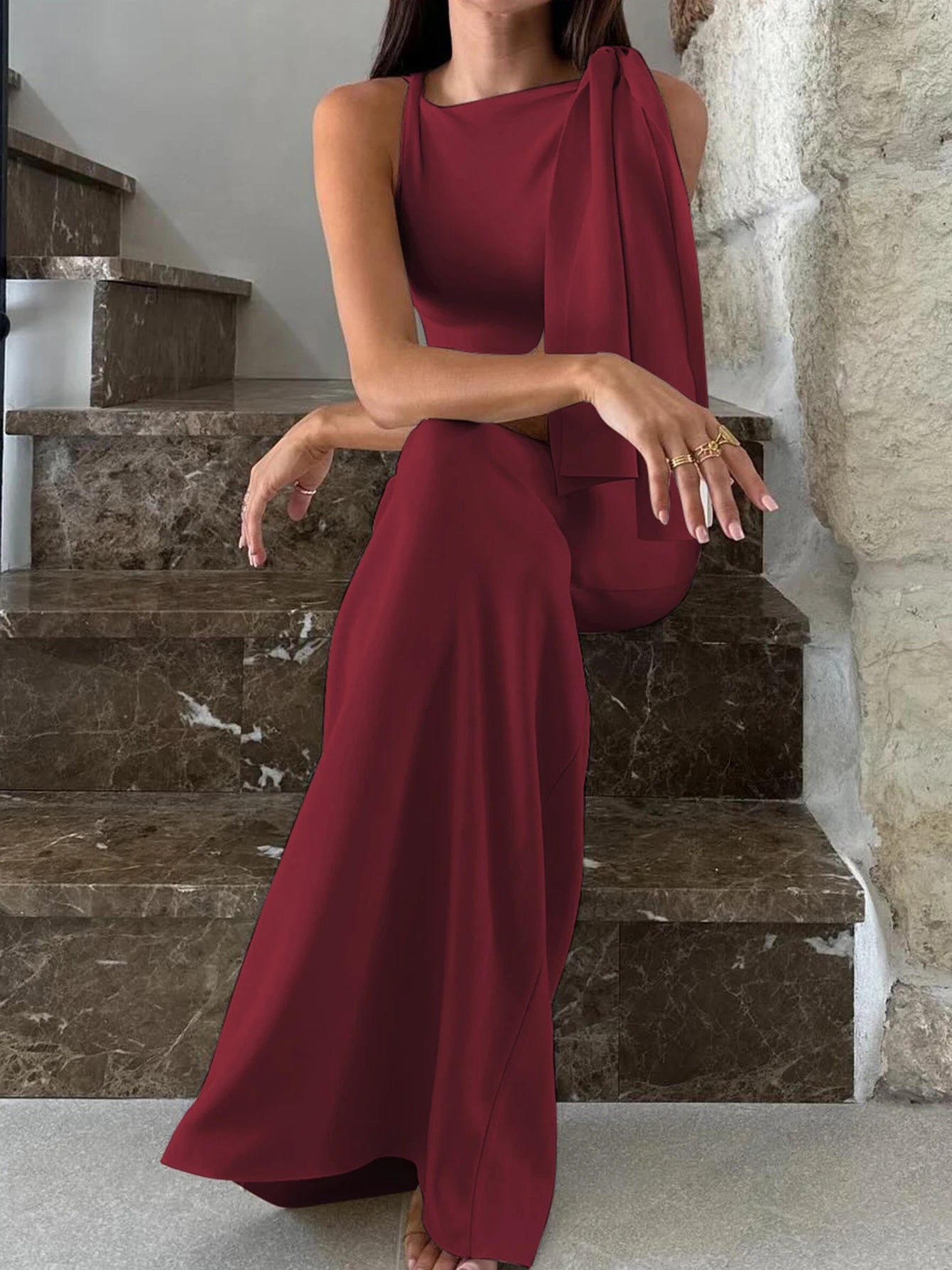 Vestido longo justo sexy sem mangas com decote redondo