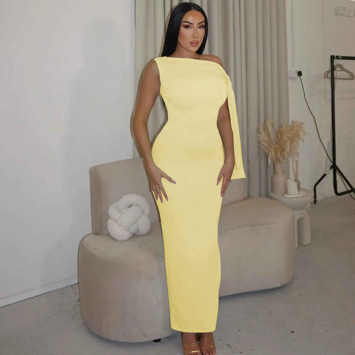 Vestido longo justo sexy sem mangas com decote redondo