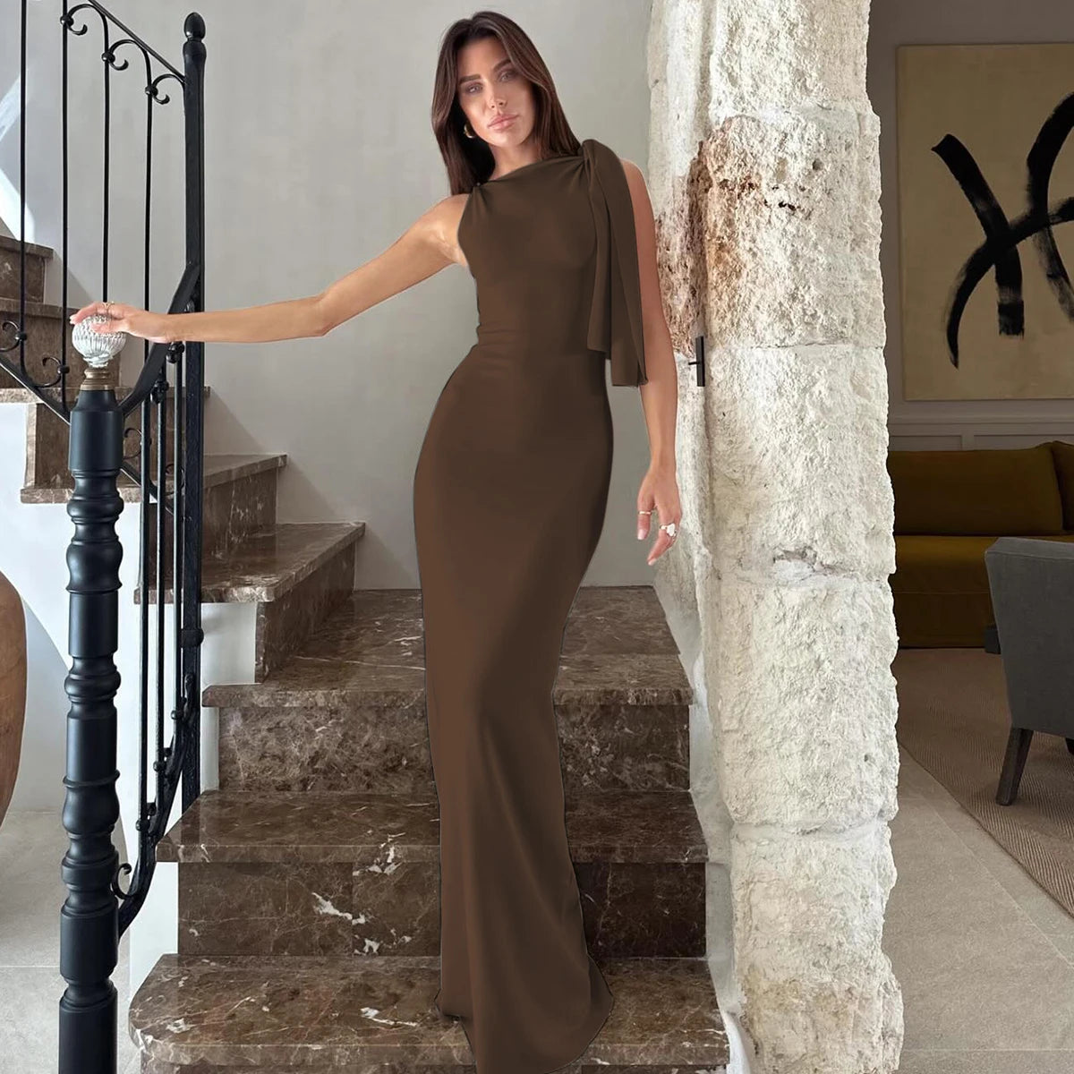 Vestido longo justo sexy sem mangas com decote redondo