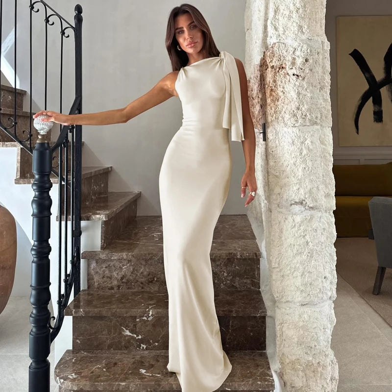 Vestido longo justo sexy sem mangas com decote redondo